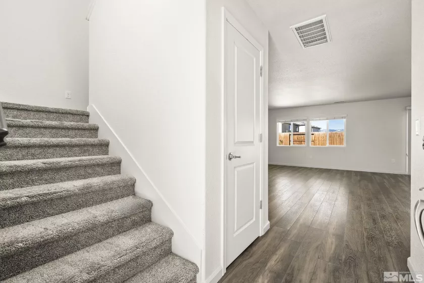 8971 Sagemoor Dr., Reno, Nevada 89506, 3 Bedrooms Bedrooms, ,2 BathroomsBathrooms,Residential,For Sale,Sagemoor Dr.,250005584