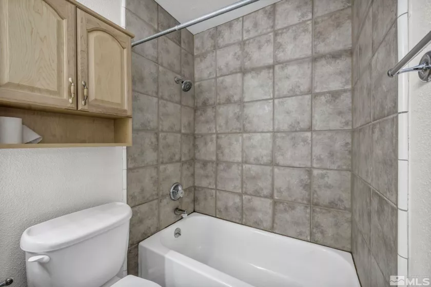 3045 Cashill Blvd., Reno, Nevada 89509, 2 Bedrooms Bedrooms, ,2 BathroomsBathrooms,Residential,For Sale,Cashill Blvd.,250005590