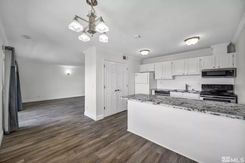 3045 Cashill Blvd., Reno, Nevada 89509, 2 Bedrooms Bedrooms, ,2 BathroomsBathrooms,Residential,For Sale,Cashill Blvd.,250005590
