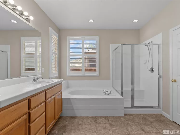 1850 Almonte Court, Sparks, Nevada 89436, 4 Bedrooms Bedrooms, ,2 BathroomsBathrooms,Residential,For Sale,Almonte Court,250005592