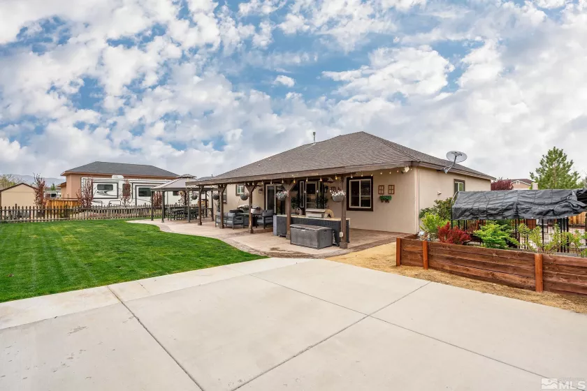 540 Clove Hitch Ct, Sparks, Nevada 89441, 4 Bedrooms Bedrooms, ,2 BathroomsBathrooms,Residential,For Sale,Clove Hitch Ct,250005610