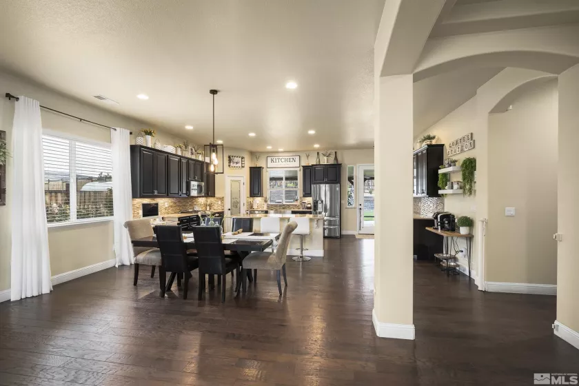 540 Clove Hitch Ct, Sparks, Nevada 89441, 4 Bedrooms Bedrooms, ,2 BathroomsBathrooms,Residential,For Sale,Clove Hitch Ct,250005610