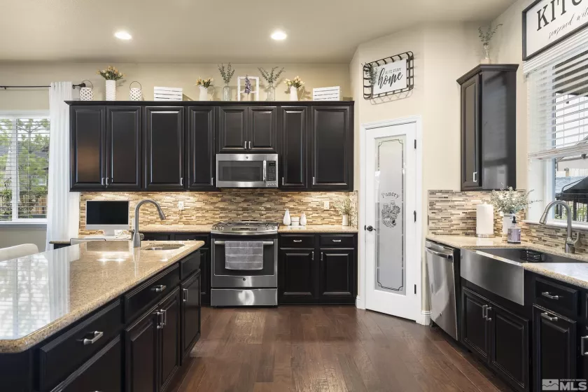 540 Clove Hitch Ct, Sparks, Nevada 89441, 4 Bedrooms Bedrooms, ,2 BathroomsBathrooms,Residential,For Sale,Clove Hitch Ct,250005610