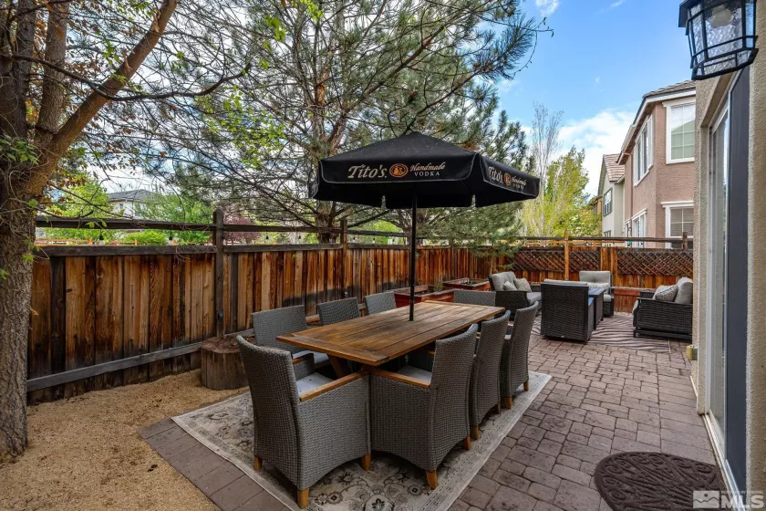 3890 Dominus Dr, Sparks, Nevada 89436, 3 Bedrooms Bedrooms, ,2 BathroomsBathrooms,Residential,For Sale,Dominus Dr,250005609