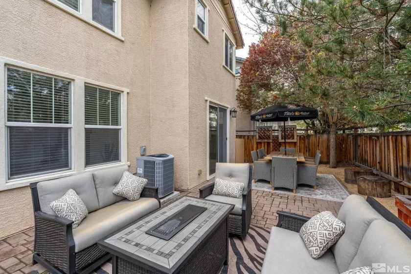 3890 Dominus Dr, Sparks, Nevada 89436, 3 Bedrooms Bedrooms, ,2 BathroomsBathrooms,Residential,For Sale,Dominus Dr,250005609