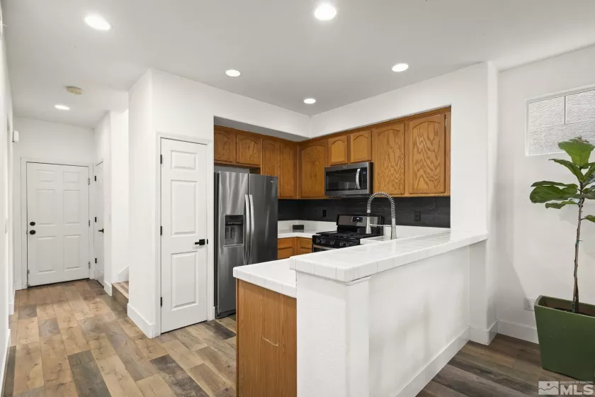 3890 Dominus Dr, Sparks, Nevada 89436, 3 Bedrooms Bedrooms, ,2 BathroomsBathrooms,Residential,For Sale,Dominus Dr,250005609