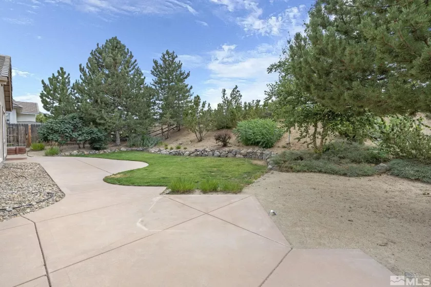 2705 Wind Feather Trl, Reno, Nevada 89511, 4 Bedrooms Bedrooms, ,2 BathroomsBathrooms,Residential,For Sale,Wind Feather Trl,250005611