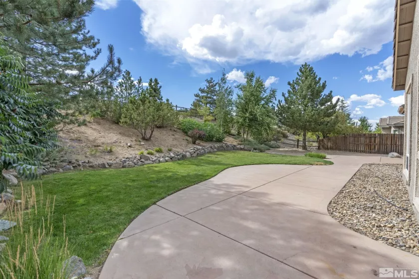 2705 Wind Feather Trl, Reno, Nevada 89511, 4 Bedrooms Bedrooms, ,2 BathroomsBathrooms,Residential,For Sale,Wind Feather Trl,250005611