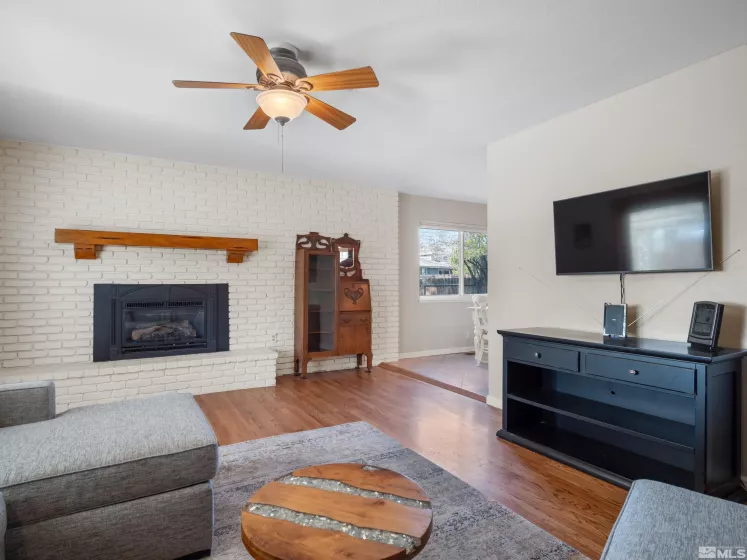 610 Akard Cir, Reno, Nevada 89503, 3 Bedrooms Bedrooms, ,2 BathroomsBathrooms,Residential,For Sale,Akard Cir,250005612