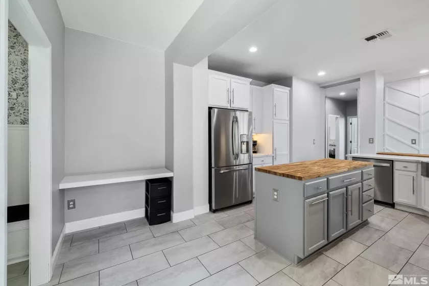475 Sysonby Ct, Reno, Nevada 89521, 5 Bedrooms Bedrooms, ,3 BathroomsBathrooms,Residential,For Sale,Sysonby Ct,250005613