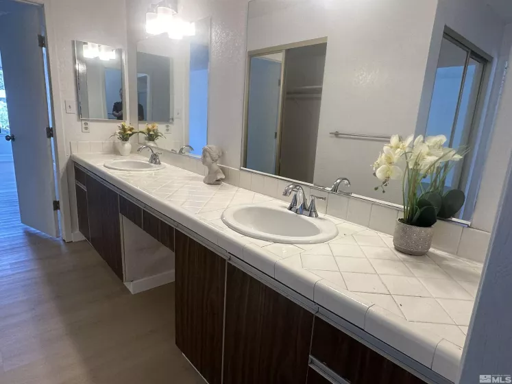 990 HOLMAN WAY, Reno, Nevada 89431, 3 Bedrooms Bedrooms, ,2 BathroomsBathrooms,Residential,For Sale,HOLMAN WAY,250005615