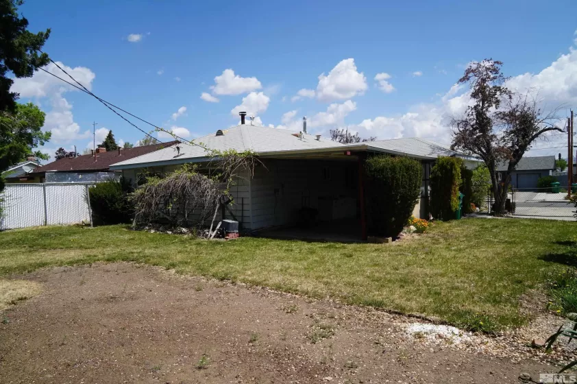 933 Cordone Ave, Reno, Nevada 89502, 3 Bedrooms Bedrooms, ,1 BathroomBathrooms,Residential,For Sale,Cordone Ave,250005614