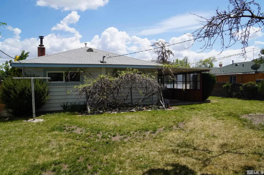 933 Cordone Ave, Reno, Nevada 89502, 3 Bedrooms Bedrooms, ,1 BathroomBathrooms,Residential,For Sale,Cordone Ave,250005614