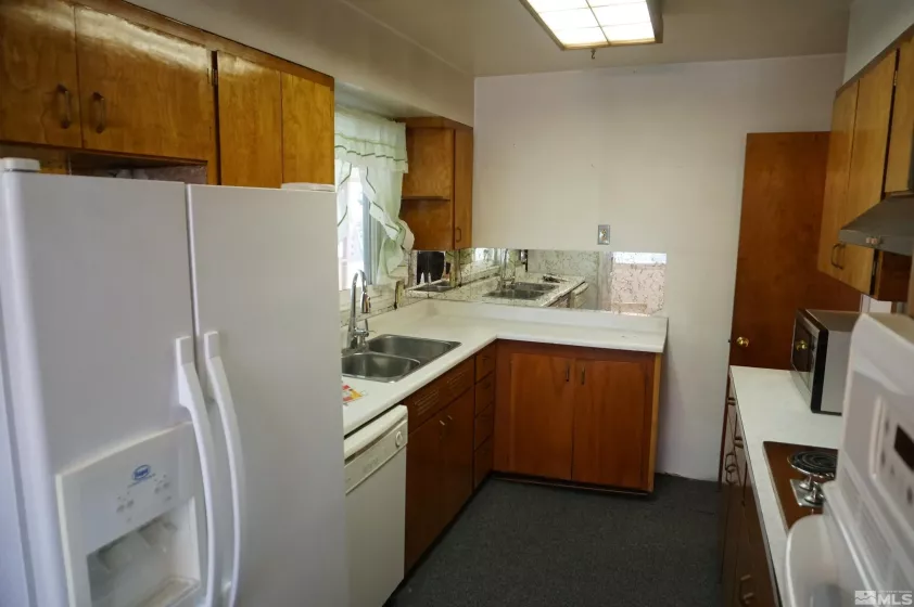 933 Cordone Ave, Reno, Nevada 89502, 3 Bedrooms Bedrooms, ,1 BathroomBathrooms,Residential,For Sale,Cordone Ave,250005614