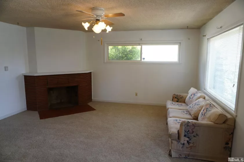 933 Cordone Ave, Reno, Nevada 89502, 3 Bedrooms Bedrooms, ,1 BathroomBathrooms,Residential,For Sale,Cordone Ave,250005614