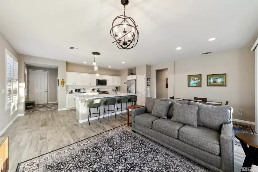9183 Kenton Trail, Reno, Nevada 89523, 2 Bedrooms Bedrooms, ,2 BathroomsBathrooms,Residential,For Sale,Kenton Trail,250005617