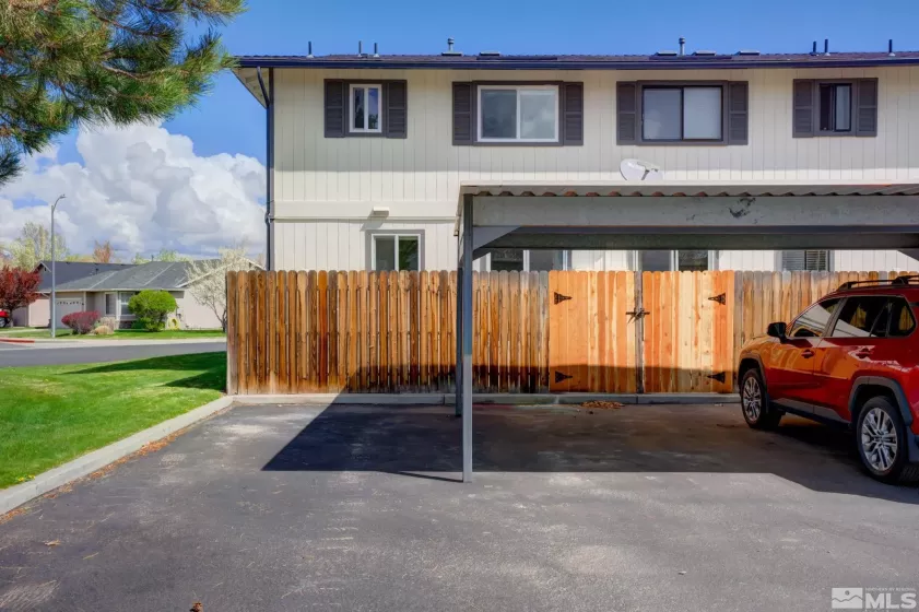 1488 Douglas Ave, Gardnerville, Nevada 89410, 2 Bedrooms Bedrooms, ,1 BathroomBathrooms,Residential,For Sale,Douglas Ave,250005633