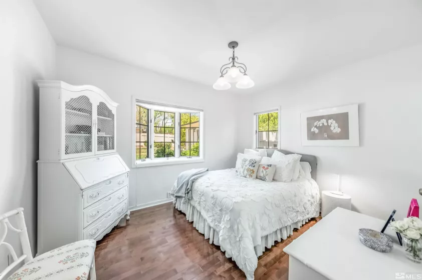 275 Urban Rd, Reno, Nevada 89509, 3 Bedrooms Bedrooms, ,2 BathroomsBathrooms,Residential,For Sale,Urban Rd,250005636