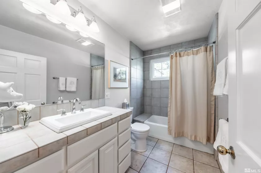 275 Urban Rd, Reno, Nevada 89509, 3 Bedrooms Bedrooms, ,2 BathroomsBathrooms,Residential,For Sale,Urban Rd,250005636