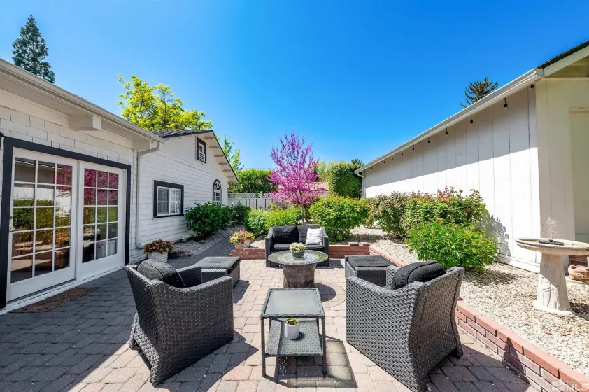 275 Urban Rd, Reno, Nevada 89509, 3 Bedrooms Bedrooms, ,2 BathroomsBathrooms,Residential,For Sale,Urban Rd,250005636