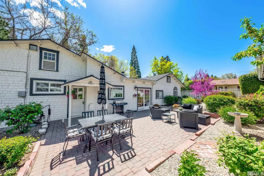 275 Urban Rd, Reno, Nevada 89509, 3 Bedrooms Bedrooms, ,2 BathroomsBathrooms,Residential,For Sale,Urban Rd,250005636