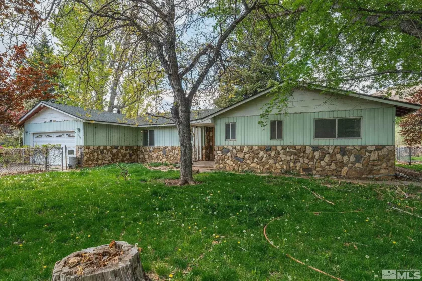 22855 Carriage Dr, Reno, Nevada 89521, 3 Bedrooms Bedrooms, ,2 BathroomsBathrooms,Residential,For Sale,Carriage Dr,250005642