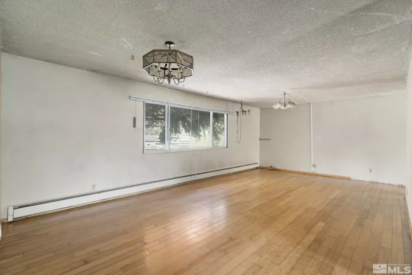 22855 Carriage Dr, Reno, Nevada 89521, 3 Bedrooms Bedrooms, ,2 BathroomsBathrooms,Residential,For Sale,Carriage Dr,250005642