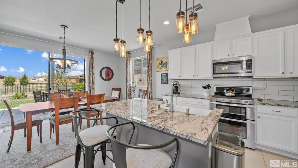 2282 Selway Drive, Sparks, Nevada 89436, 3 Bedrooms Bedrooms, ,2 BathroomsBathrooms,Residential,For Sale,Selway Drive,250005684