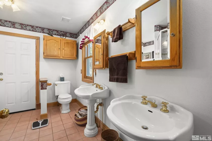 212 Kinsey, Genoa, Nevada 89411, 4 Bedrooms Bedrooms, ,3 BathroomsBathrooms,Residential,For Sale,Kinsey,250005688