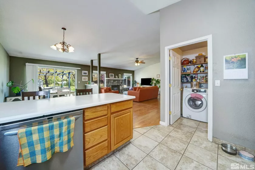2120 Keystone Ave, Reno, Nevada 89503, 3 Bedrooms Bedrooms, ,2 BathroomsBathrooms,Residential,For Sale,Keystone Ave,250005687