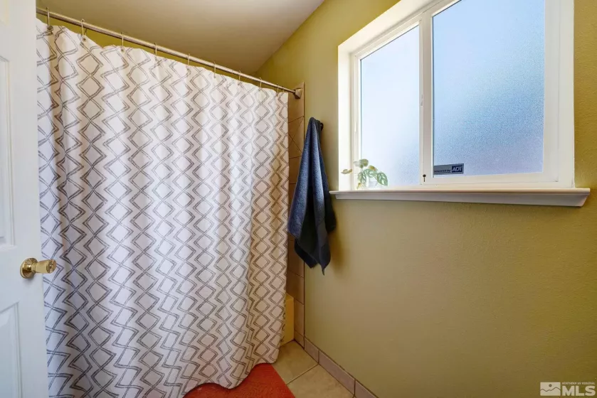 2120 Keystone Ave, Reno, Nevada 89503, 3 Bedrooms Bedrooms, ,2 BathroomsBathrooms,Residential,For Sale,Keystone Ave,250005687