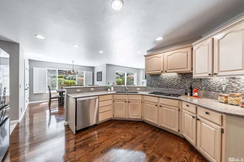 3362 Corey Drive, Reno, Nevada 89509, 4 Bedrooms Bedrooms, ,3 BathroomsBathrooms,Residential,For Sale,Corey Drive,250005686