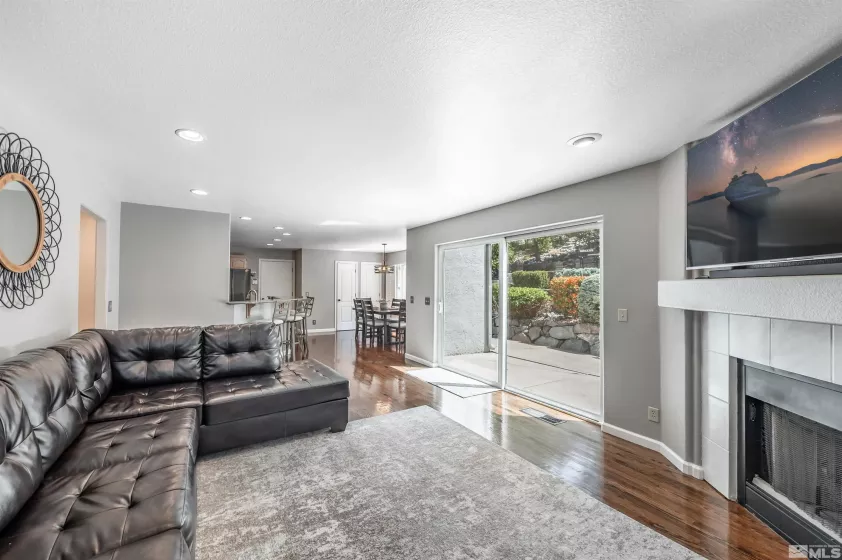 3362 Corey Drive, Reno, Nevada 89509, 4 Bedrooms Bedrooms, ,3 BathroomsBathrooms,Residential,For Sale,Corey Drive,250005686