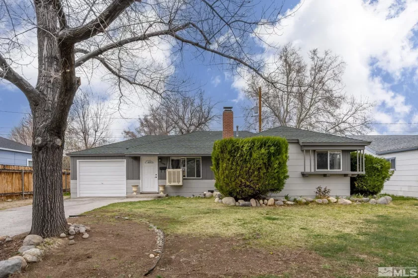1180 Upton Way, Sparks, Nevada 89431, 3 Bedrooms Bedrooms, ,1 BathroomBathrooms,Residential,For Sale,Upton Way,250004247