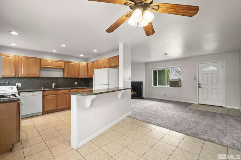 1180 Upton Way, Sparks, Nevada 89431, 3 Bedrooms Bedrooms, ,1 BathroomBathrooms,Residential,For Sale,Upton Way,250004247