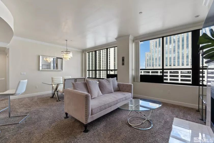 450 Arlington, Reno, Nevada 89503, 2 Bedrooms Bedrooms, ,2 BathroomsBathrooms,Residential,For Sale,Arlington,250005697