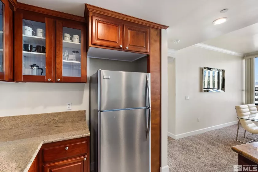 450 Arlington, Reno, Nevada 89503, 2 Bedrooms Bedrooms, ,2 BathroomsBathrooms,Residential,For Sale,Arlington,250005697