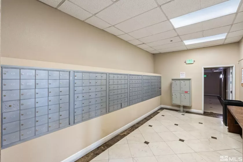 450 Arlington, Reno, Nevada 89503, 2 Bedrooms Bedrooms, ,2 BathroomsBathrooms,Residential,For Sale,Arlington,250005697
