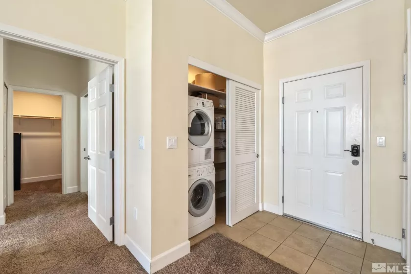 450 Arlington, Reno, Nevada 89503, 2 Bedrooms Bedrooms, ,2 BathroomsBathrooms,Residential,For Sale,Arlington,250005697