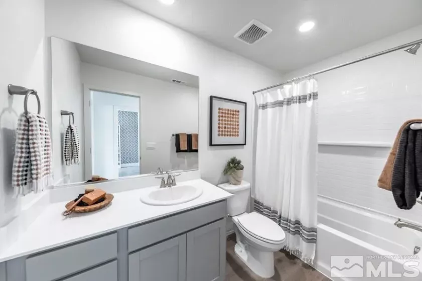 1623 Prancer Street, Reno, Nevada 89523, 3 Bedrooms Bedrooms, ,2 BathroomsBathrooms,Residential,For Sale,Prancer Street,250005696