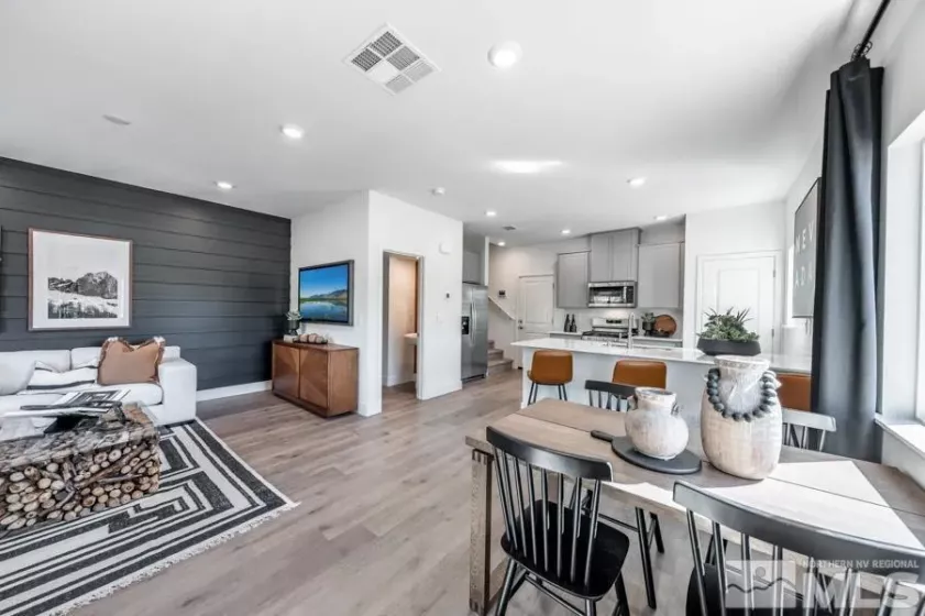 1623 Prancer Street, Reno, Nevada 89523, 3 Bedrooms Bedrooms, ,2 BathroomsBathrooms,Residential,For Sale,Prancer Street,250005696
