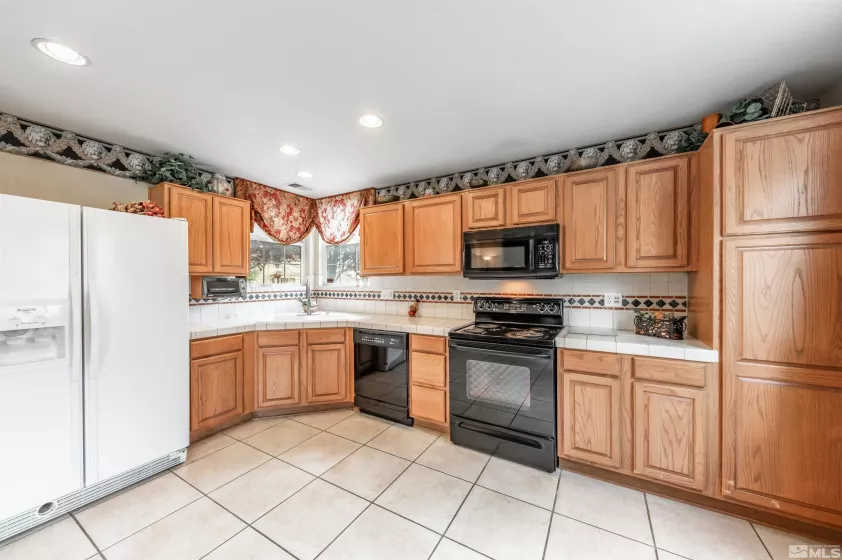 2233 San Remo Dr, Sparks, Nevada 89434, 2 Bedrooms Bedrooms, ,2 BathroomsBathrooms,Residential,For Sale,San Remo Dr,250005701