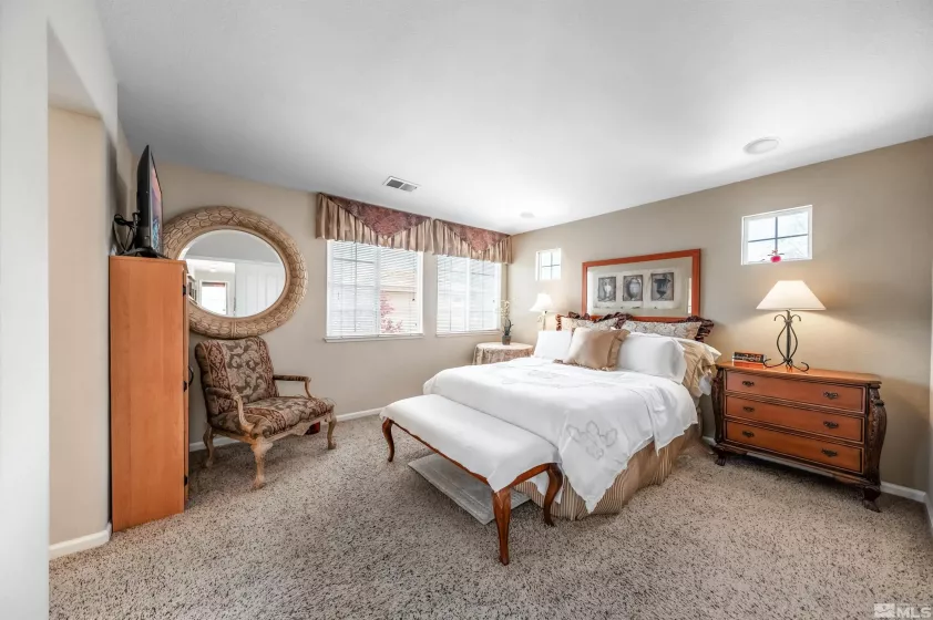 2233 San Remo Dr, Sparks, Nevada 89434, 2 Bedrooms Bedrooms, ,2 BathroomsBathrooms,Residential,For Sale,San Remo Dr,250005701