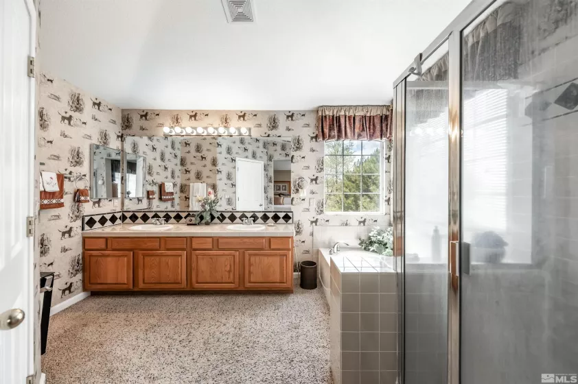 2233 San Remo Dr, Sparks, Nevada 89434, 2 Bedrooms Bedrooms, ,2 BathroomsBathrooms,Residential,For Sale,San Remo Dr,250005701