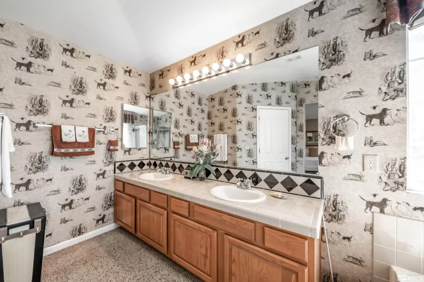 2233 San Remo Dr, Sparks, Nevada 89434, 2 Bedrooms Bedrooms, ,2 BathroomsBathrooms,Residential,For Sale,San Remo Dr,250005701