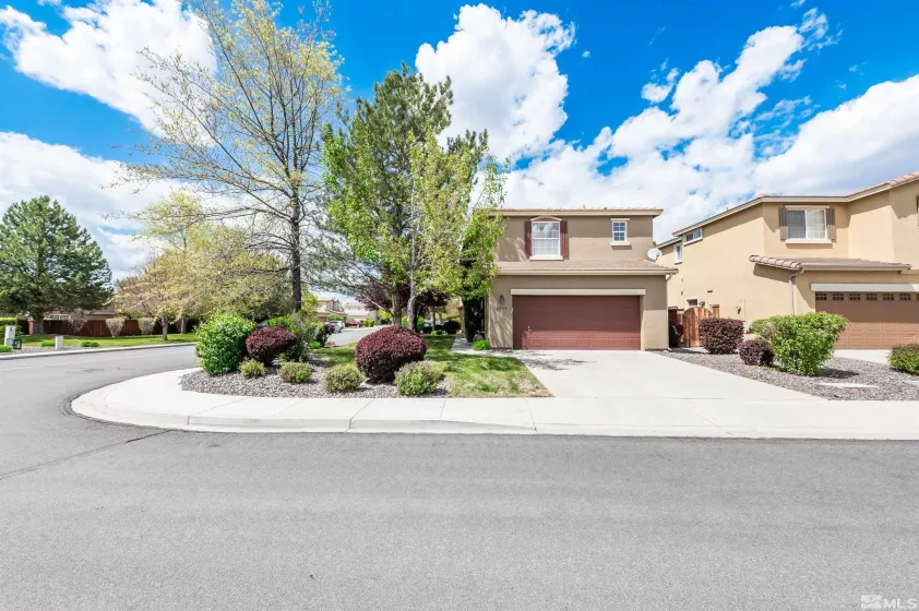 2233 San Remo Dr, Sparks, Nevada 89434, 2 Bedrooms Bedrooms, ,2 BathroomsBathrooms,Residential,For Sale,San Remo Dr,250005701