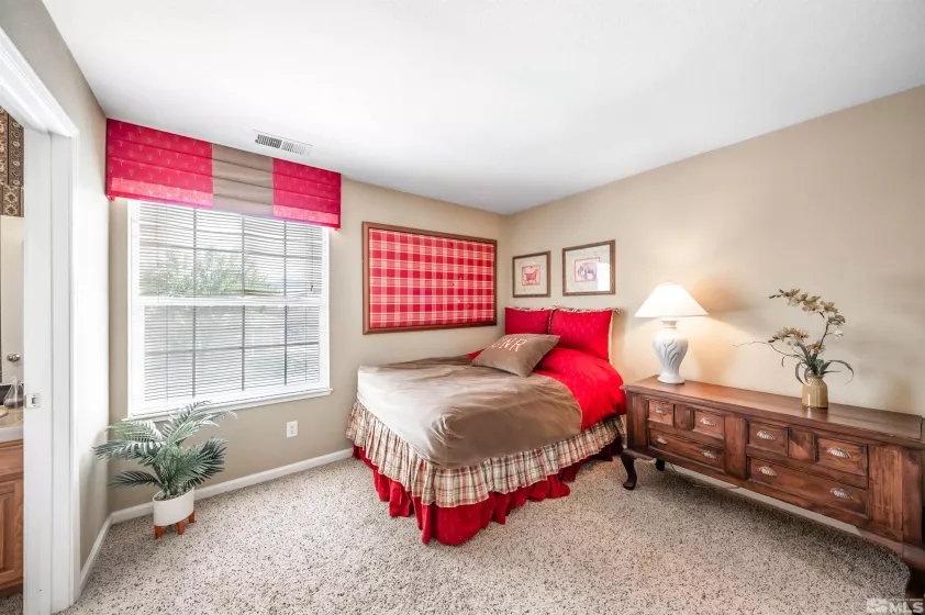 2233 San Remo Dr, Sparks, Nevada 89434, 2 Bedrooms Bedrooms, ,2 BathroomsBathrooms,Residential,For Sale,San Remo Dr,250005701