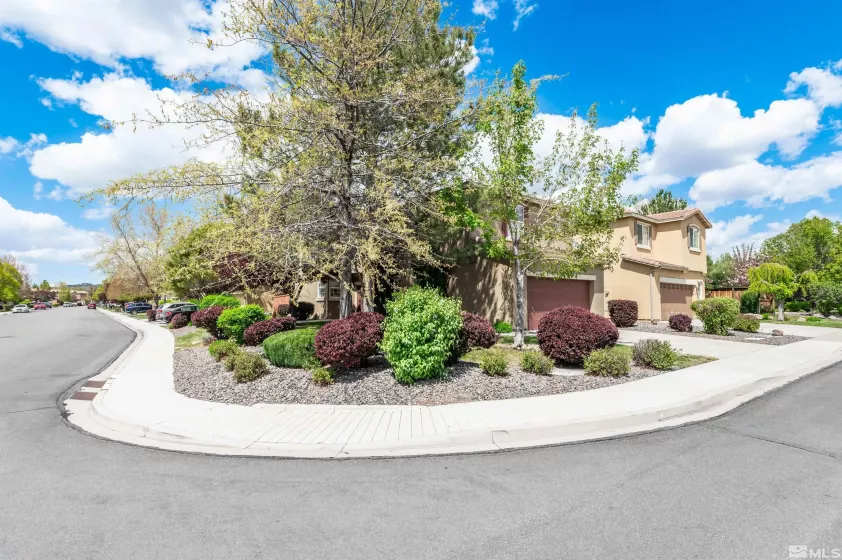 2233 San Remo Dr, Sparks, Nevada 89434, 2 Bedrooms Bedrooms, ,2 BathroomsBathrooms,Residential,For Sale,San Remo Dr,250005701