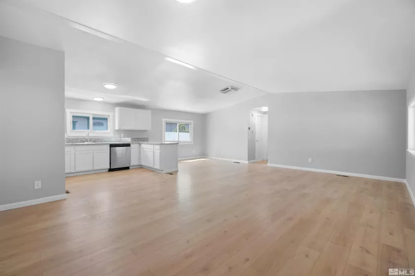 426 Traci Ln, Moundhouse, Nevada 89706, 3 Bedrooms Bedrooms, ,2 BathroomsBathrooms,Residential,For Sale,Traci Ln,250005700
