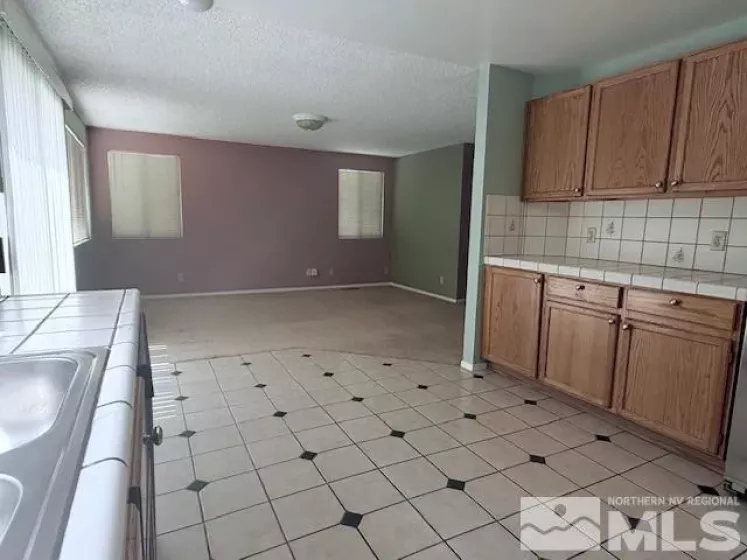 6700 Sandia Dr, Reno, Nevada 89523, 4 Bedrooms Bedrooms, ,2 BathroomsBathrooms,Residential,For Sale,Sandia Dr,250005712